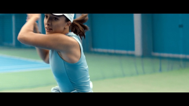 Video Reference: Flash photography, Thigh, Sportswear, Elbow, Electric blue, Happy, Human leg, Leisure, Entertainment, Sports