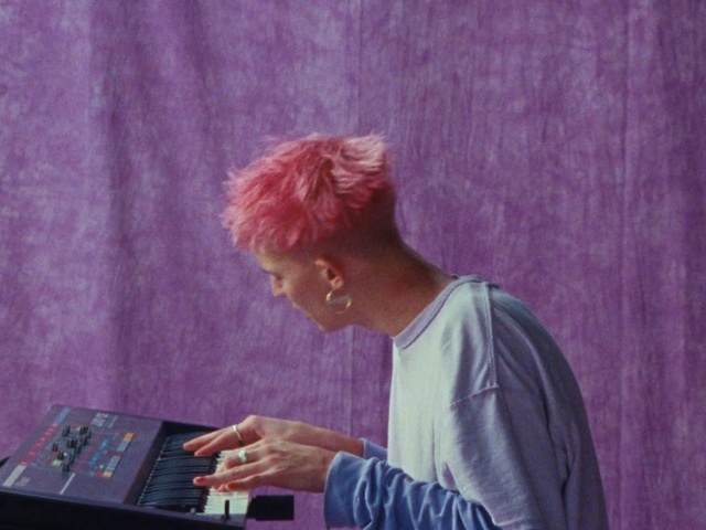 Video Reference: Glasses, Purple, Musical keyboard, Human body, Musician, Keyboard, Organist, Piano, Musical instrument, Electronic instrument