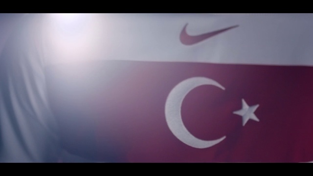 Video Reference: Purple, Rectangle, Violet, Sky, Pink, Font, Material property, Magenta, Circle, Electric blue