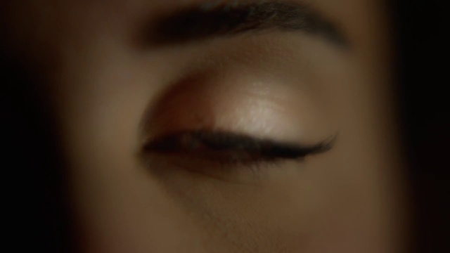 Video Reference: Eyelash, Jaw, Iris, Tints and shades, Eye liner, Makeover, Macro photography, Flesh, Gloss, Monochrome