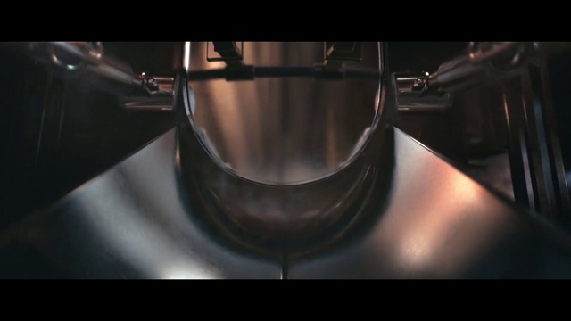 Video Reference: Glasses, Drinkware, Automotive lighting, Tableware, Kitchen utensil, Bumper, Eyewear, Automotive exterior, Liquid, Automotive design