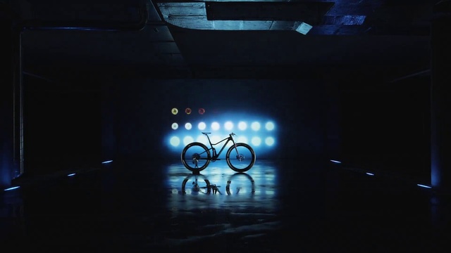 Video Reference: Bicycle, Tire, Wheel, Bicycle wheel, Automotive lighting, Bicycle tire, Bicycles--Equipment and supplies, Bicycle handlebar, Bicycle accessory, Bicycle frame