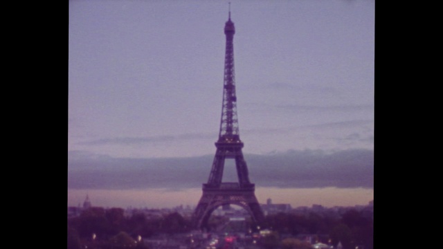 Video Reference: Sky, Cloud, Atmosphere, Tower, Atmospheric phenomenon, Skyscraper, Horizon, Building, Landmark, Tower block