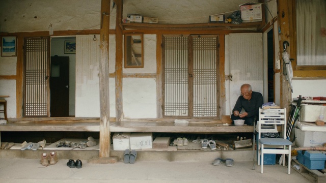 Video Reference: Wood, Flooring, Chair, Gas, Hardwood, Engineering, Beam, Machine, Plywood, Room