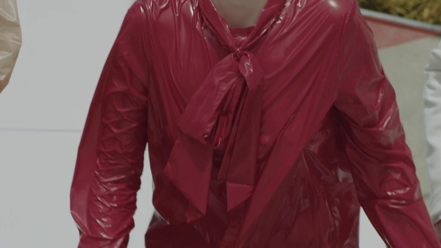 Video Reference: Outerwear, White, Light, Dress shirt, Purple, Neck, Textile, Sleeve, Pink, Collar