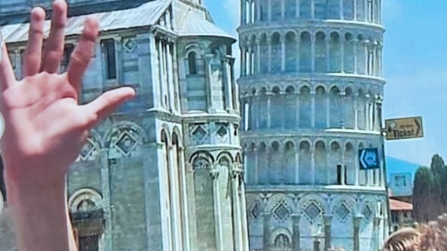 Video Reference: Building, Gesture, Facade, Thumb, Art, Travel, City, Condominium, Glass, Medieval architecture