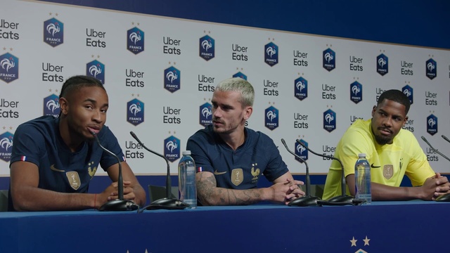 Video Reference: Microphone, Muscle, World, Product, Public address system, Table, T-shirt, Spokesperson, Event, Technology