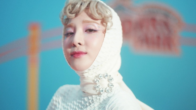 Video Reference: Hair, Face, Skin, Head, Lip, Hand, Arm, Shoulder, Eyebrow, Eye