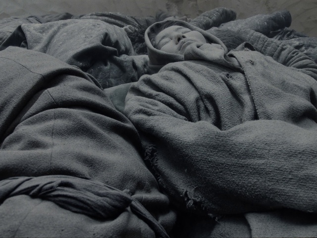 Video Reference: Comfort, Grey, Tints and shades, Linens, Monochrome photography, Bedding, Wrinkle, Monochrome, Sand, Fur