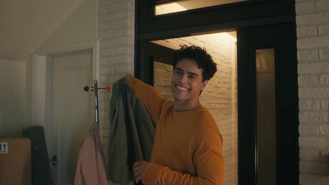 Video Reference: Smile, Shoulder, Sleeve, Vision care, Wood, Window, Eyewear, Flash photography, Door, T-shirt