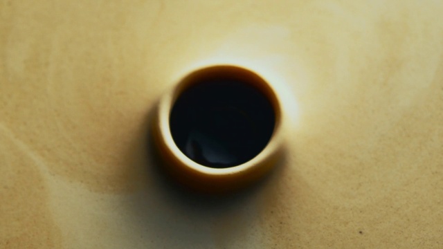 Video Reference: Tableware, Drinkware, Cup, Dishware, Serveware, Wood, Teacup, Body jewelry, Circle, Pottery