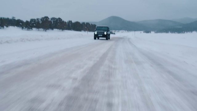 Video Reference: Tire, Wheel, Land vehicle, Sky, Car, Vehicle, Plant, Snow, Automotive tire, Tree