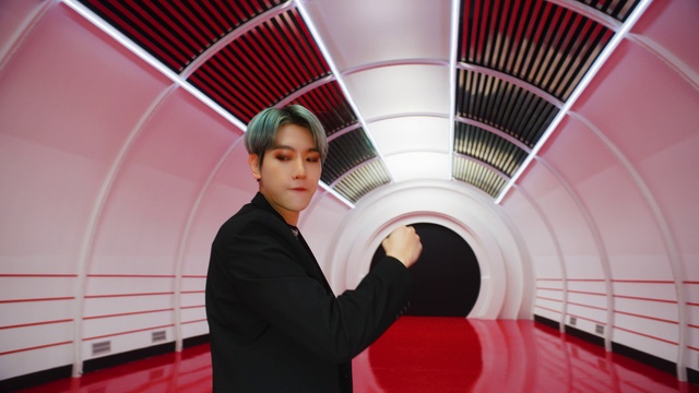 Video Reference: Outerwear, Photograph, Flash photography, Orange, Pink, Stairs, Line, Red, Automotive design, Magenta