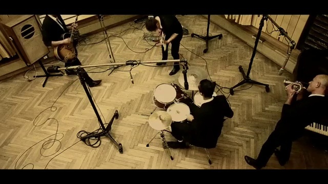 Video Reference: Membranophone, Musical instrument, Drum, Musician, Musical instrument accessory, Band plays, Music, Drumhead, Entertainment, Cymbal