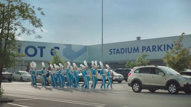 Video Reference: Wheel, Car, Tire, Land vehicle, Sky, Motor vehicle, Vehicle, Asphalt, Mode of transport, Automotive exterior