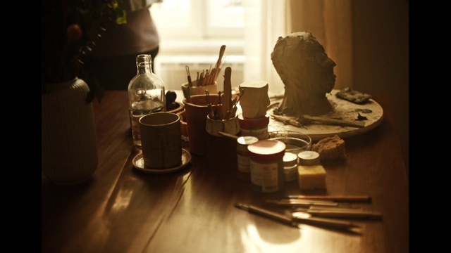 Video Reference: Table, Wood, Window, Drinkware, Dishware, Serveware, Tints and shades, Plate, Glass, Art