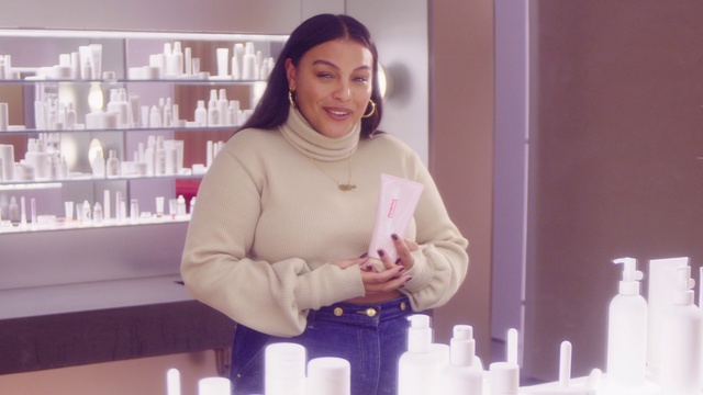 Video Reference: Skin, Hand, Smile, Organ, Purple, Sleeve, Bottle, Shelf, Plastic bottle, Finger