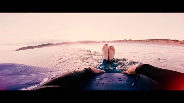 Video Reference: Water, Sky, Leg, Human body, Flash photography, People in nature, Gesture, Happy, Sunlight, Watercraft