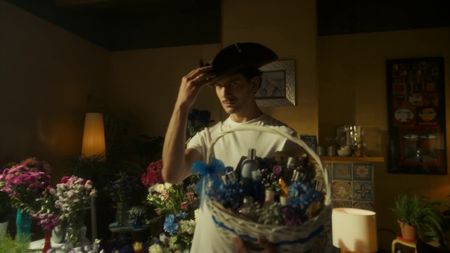 Video Reference: Plant, Picture frame, Flower, Houseplant, Hat, Flowerpot, Flower Arranging, Rose, Event, Baseball cap