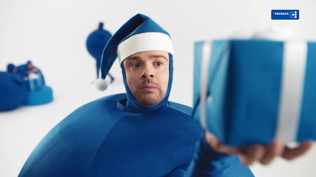 Video Reference: Blue, Sleeve, Purple, Gesture, Headgear, Happy, Recreation, Electric blue, Personal protective equipment, Leisure