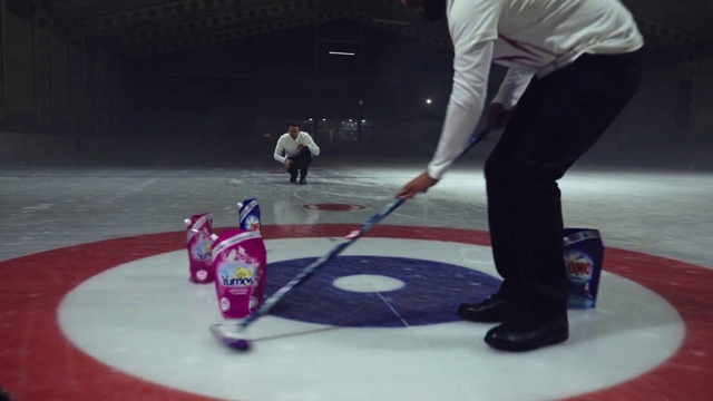 Video Reference: Sports, Flooring, Recreation, Indoor games and sports, Sport venue, Fun, Event, Player, Games, Entertainment