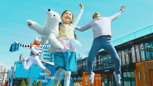 Video Reference: Sky, World, Shorts, Blue, Smile, Happy, Gesture, Travel, Leisure, Fun