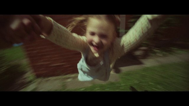 Video Reference: Cloud, Smile, Flash photography, Plant, People in nature, Happy, Gesture, Sunlight, Grass, Tree
