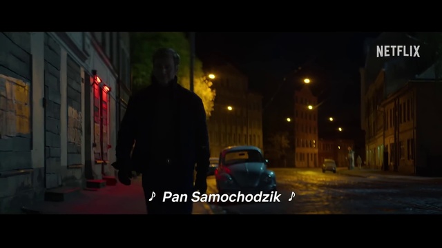 Video Reference: Automotive lighting, Vehicle, Street light, Car, City, Midnight, Screenshot, Flash photography, Darkness, Vehicle registration plate