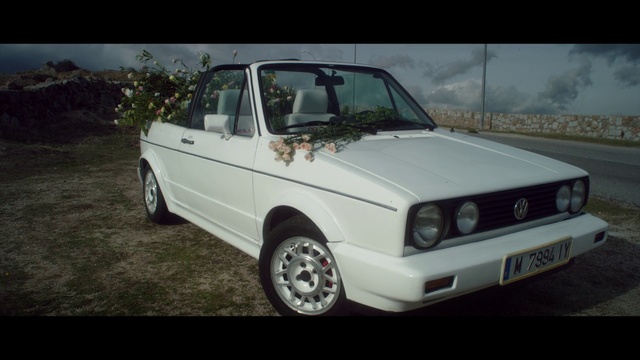 Video Reference: Wheel, Tire, Car, Vehicle, Land vehicle, Vehicle registration plate, Hood, Automotive lighting, Motor vehicle, Automotive design