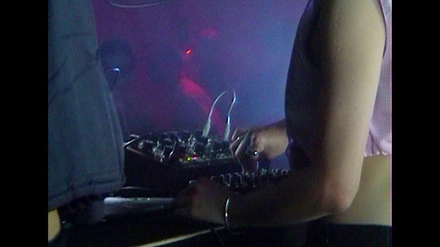 Video Reference: Automotive lighting, Flash photography, Gas, Entertainment, Vehicle door, Gadget, Technology, Electric blue, Magenta, Human leg