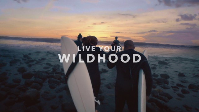 Video Reference: Cloud, Sky, Water, Gesture, Flash photography, Fun, Travel, Sunrise, Horizon, Landscape