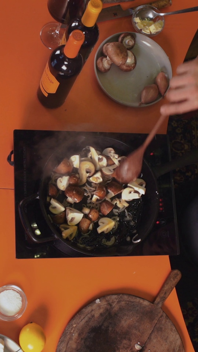 Video Reference: Food, Kitchen appliance, Tableware, Ingredient, Recipe, Dishware, Cookware and bakeware, Cooktop, Cuisine, Kitchen