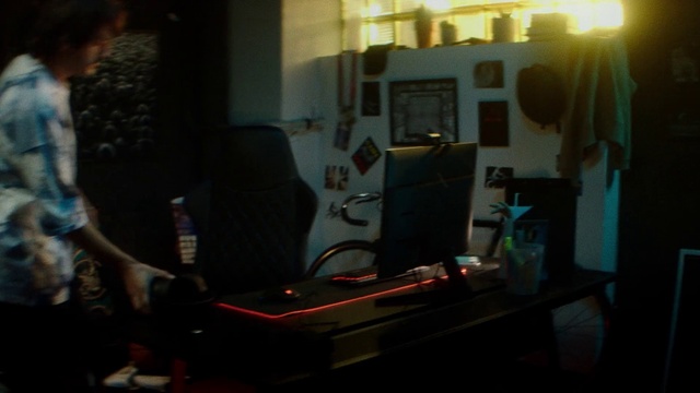 Video Reference: Entertainment, Gas, Electronic instrument, Audio equipment, Gadget, Technology, Electronic device, Engineering, Machine, Event