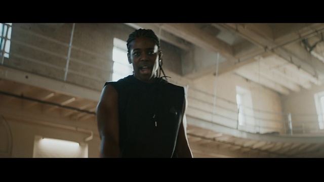 Video Reference: Flash photography, Jaw, Tints and shades, Facial hair, Darkness, Midnight, Event, Fashion design, Formal wear, Room