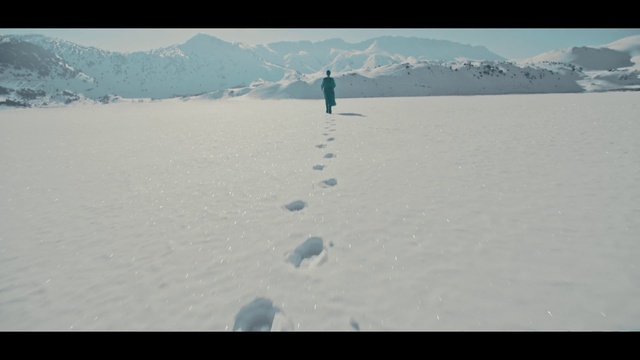 Video Reference: Sky, Snow, Mountain, Slope, Ice cap, Terrain, Freezing, Glacial landform, Horizon, Natural landscape