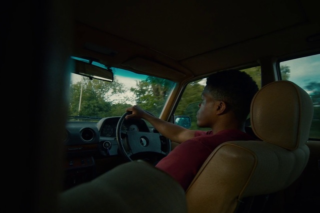 Video Reference: Car, Vehicle, Window, Automotive design, Motor vehicle, Automotive mirror, Mode of transport, Vehicle door, Steering part, Automotive lighting