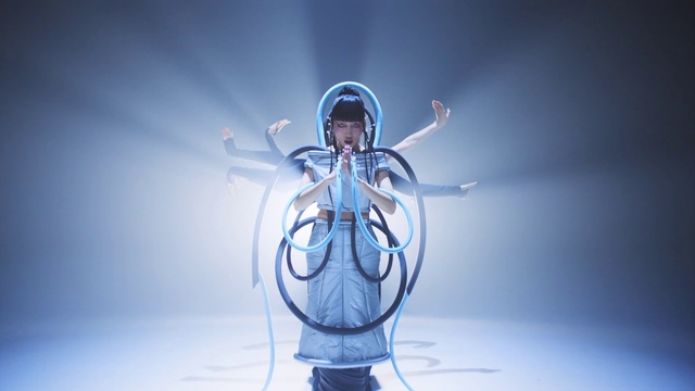 Video Reference: Microphone, Flash photography, Audio equipment, Performing arts, Gas, Entertainment, Electric blue, Cg artwork, Electricity, Event