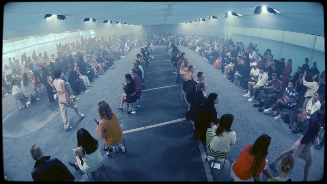 Video Reference: Crowd, Chair, Morning, Leisure, Event, City, Entertainment, Electric blue, Fun, Team