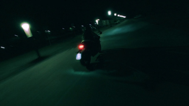 Video Reference: Tire, Automotive lighting, Motorcycle, Automotive tire, Vehicle, Wheel, Motor vehicle, Automotive design, Headlamp, Automotive mirror