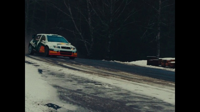 Video Reference: Tire, Wheel, Vehicle, Automotive tire, Hood, Automotive lighting, Car, Vehicle registration plate, Snow, Motor vehicle