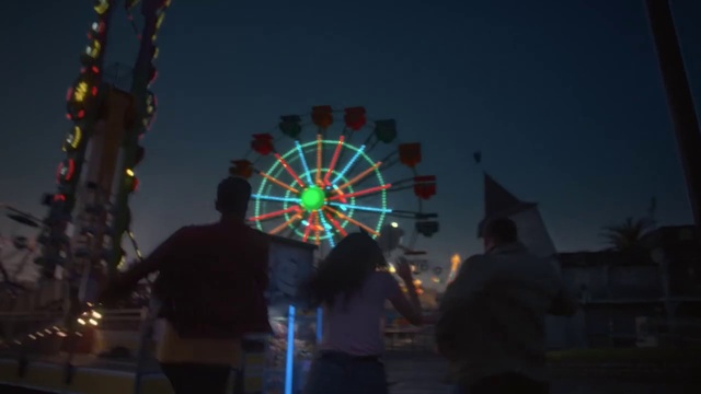 Video Reference: Sky, Ferris wheel, Wheel, Event, Leisure, Fun, Recreation, Space, Entertainment, Midnight