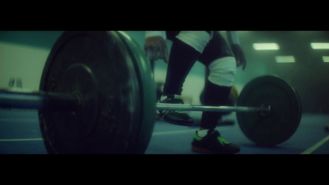 Video Reference: Sports equipment, Automotive tire, Automotive design, Flash photography, Gas, Thigh, Font, Human leg, Rim, Automotive wheel system