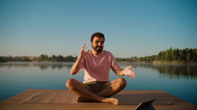 Video Reference: Water, Sky, Smile, Flash photography, Lake, Body of water, People in nature, Happy, Sunlight, Knee
