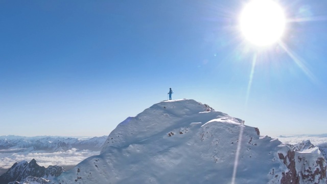 Video Reference: Sky, Mountain, Snow, Slope, Terrain, Cloud, Landscape, Geological phenomenon, Recreation, Ice cap