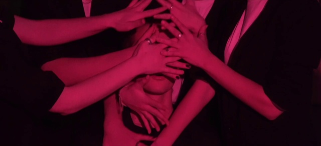 Video Reference: Arm, Shoulder, Purple, Human body, Flash photography, Gesture, Pink, Violet, Nail, Finger
