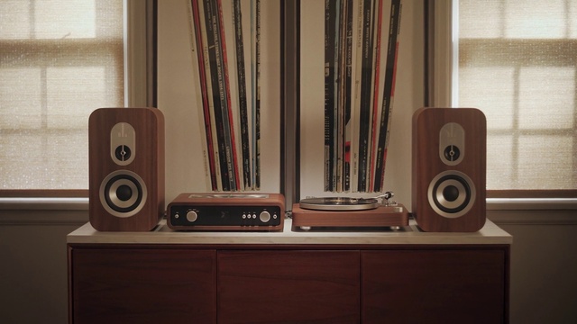 Video Reference: Property, Musical instrument, Wood, Table, Interior design, Audio equipment, Output device, Sound box, Electronic instrument, Gadget