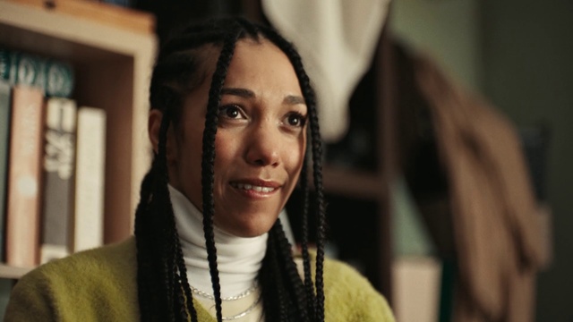 Video Reference: Forehead, Nose, Lip, Smile, Hairstyle, Eyebrow, Eye, Eyelash, Human, Fashion