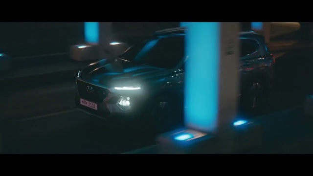 Video Reference: Hood, Vehicle, Automotive lighting, Car, Grille, Motor vehicle, Headlamp, Automotive design, Personal luxury car, Automotive fog light