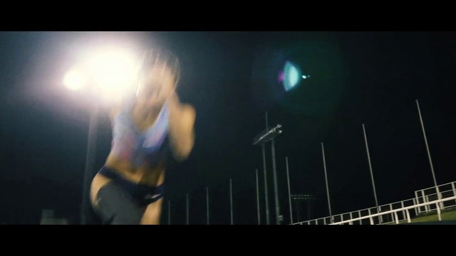 Video Reference: Flash photography, Brassiere, Musician, Performing arts, Music, Artist, Entertainment, Music artist, Thigh, Lens flare
