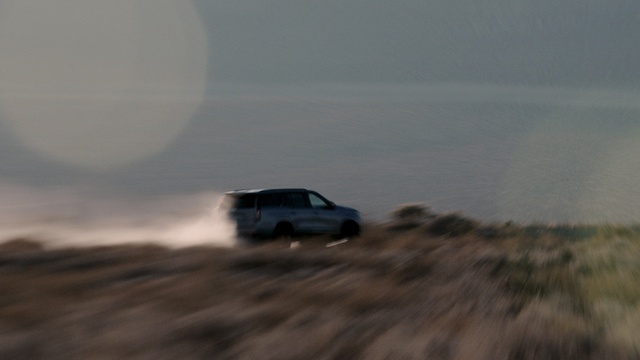 Video Reference: Vehicle, Car, Tire, Automotive tire, Wheel, Sky, Automotive design, Atmospheric phenomenon, Rolling, Cloud